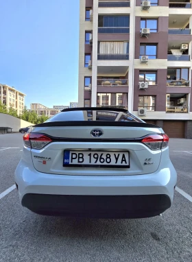 Toyota Corolla 1.8 Hybrid AWD  - 23000 € - 24117930 6