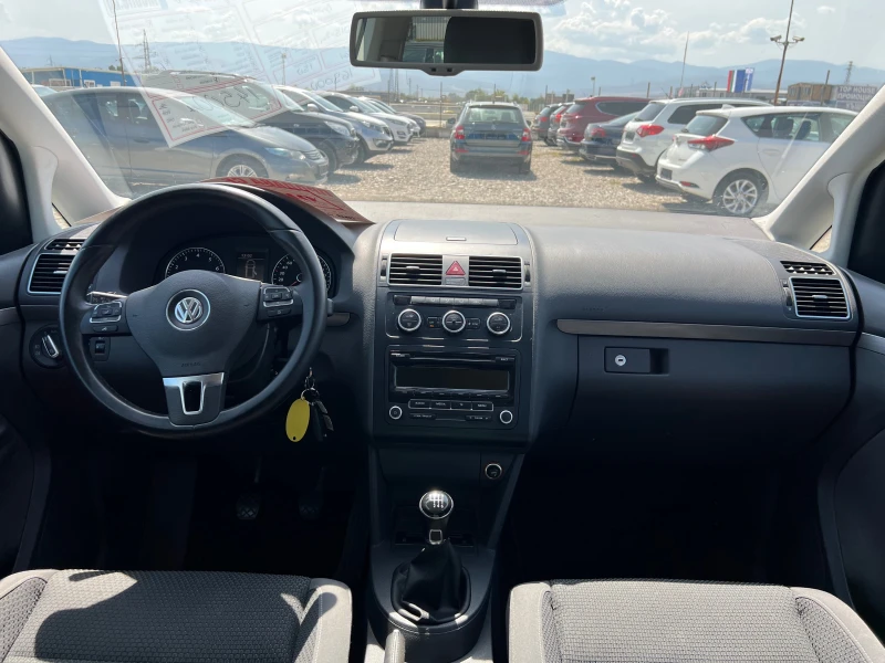 VW Touran 1.4 TGI, снимка 14 - Автомобили и джипове - 47117022