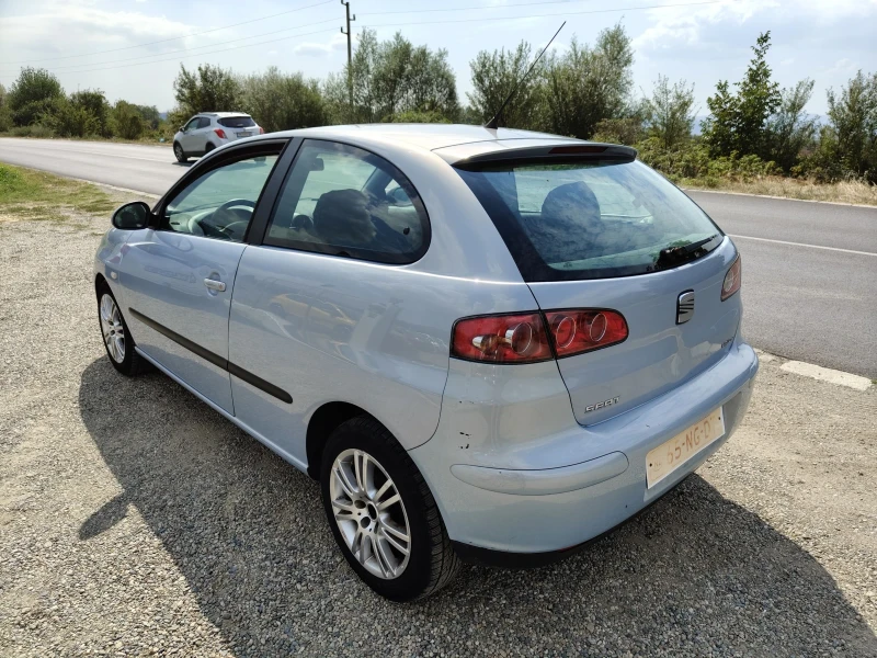 Seat Ibiza 1.4 автоматик клима, снимка 3 - Автомобили и джипове - 47129254