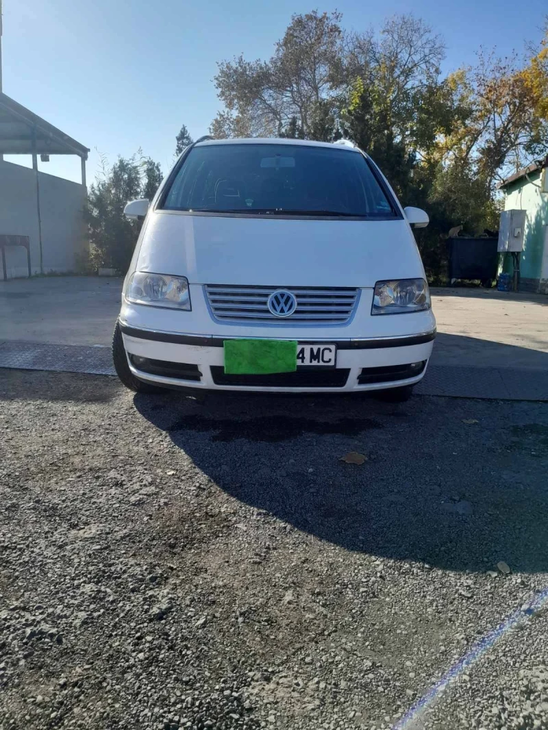 VW Sharan 1.9, снимка 1 - Автомобили и джипове - 48010429