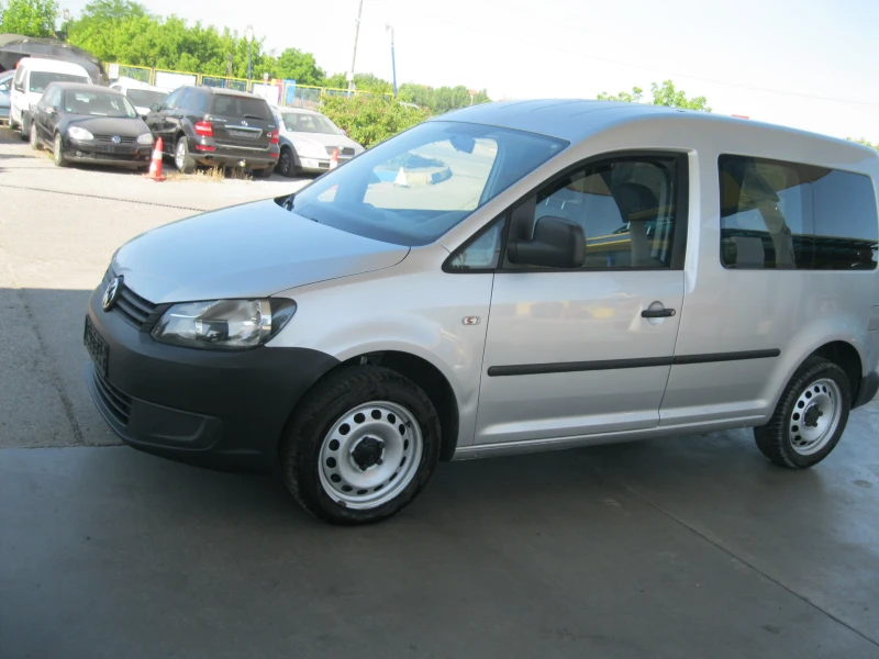 VW Caddy 2.0 TDI 140 ks, снимка 9 - Автомобили и джипове - 50790298