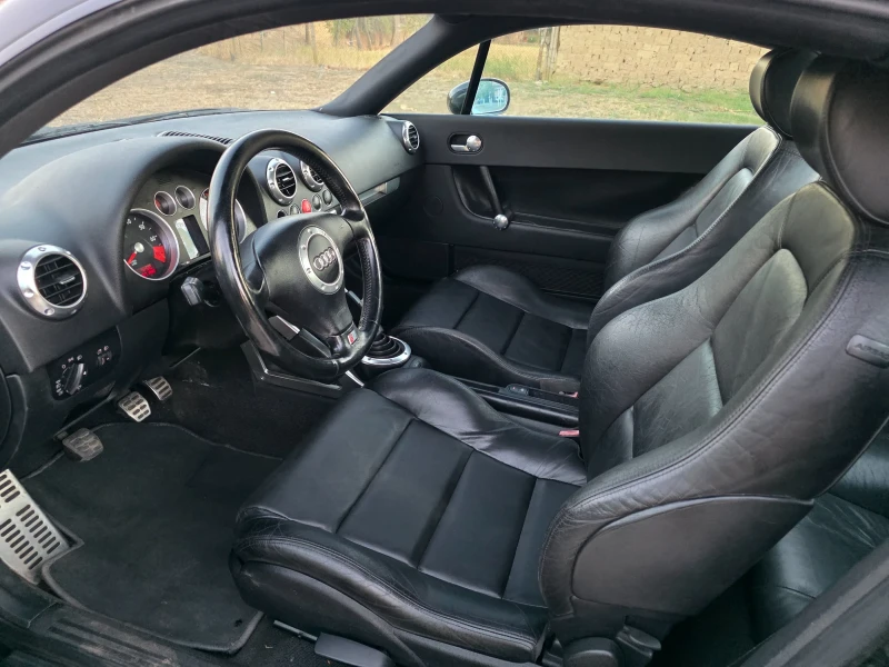 Audi Tt, снимка 13 - Автомобили и джипове - 52251457