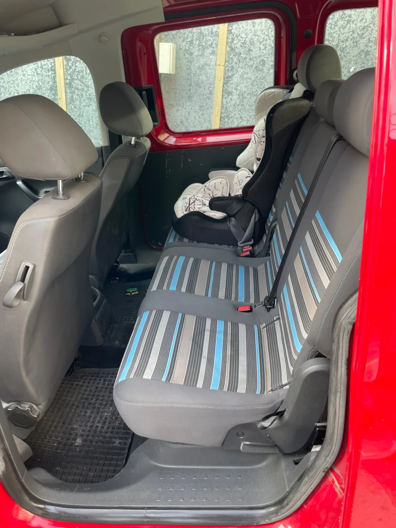 VW Caddy, снимка 13 - Автомобили и джипове - 52710890