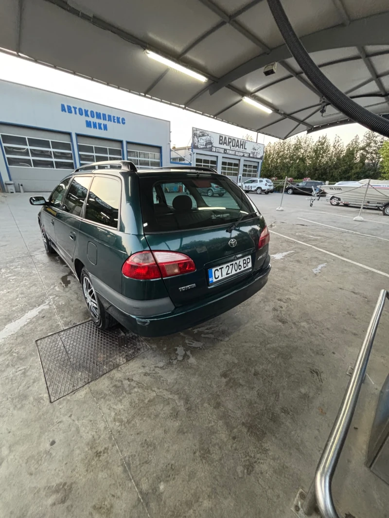 Toyota Avensis 2.0 D-4D, снимка 3 - Автомобили и джипове - 52320954