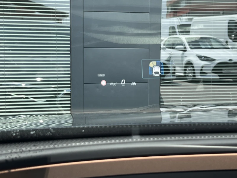 Mercedes-Benz E 300 AMG LINE/4matic/plug-in/313K.C./9AT/ГОТОВ ЛИЗИНГ, снимка 14 - Автомобили и джипове - 52559634