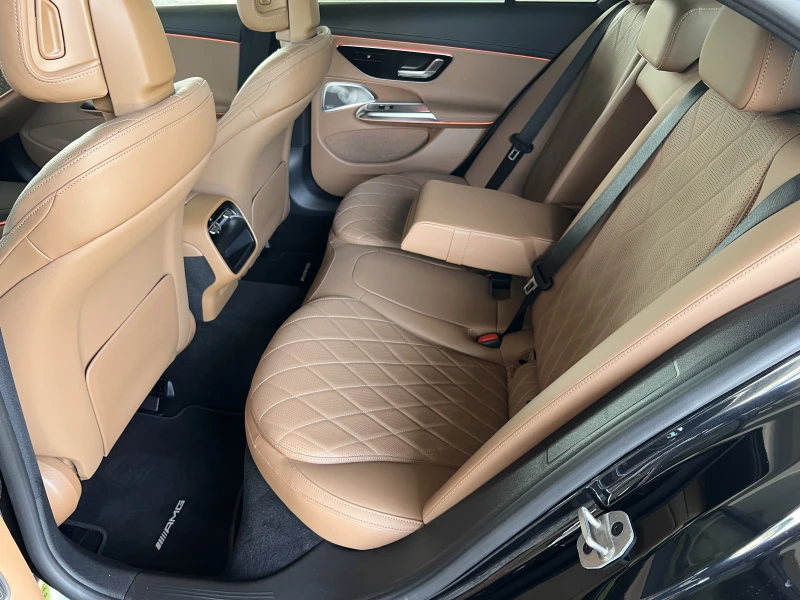 Mercedes-Benz E 300 AMG LINE/4matic/plug-in/313K.C./9AT/ГОТОВ ЛИЗИНГ, снимка 10 - Автомобили и джипове - 52559634