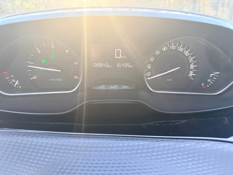 Peugeot 2008, снимка 6 - Автомобили и джипове - 52844074
