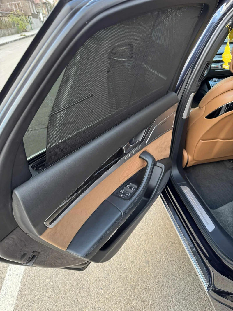 Audi A8 3.0 L, снимка 13 - Автомобили и джипове - 52920795