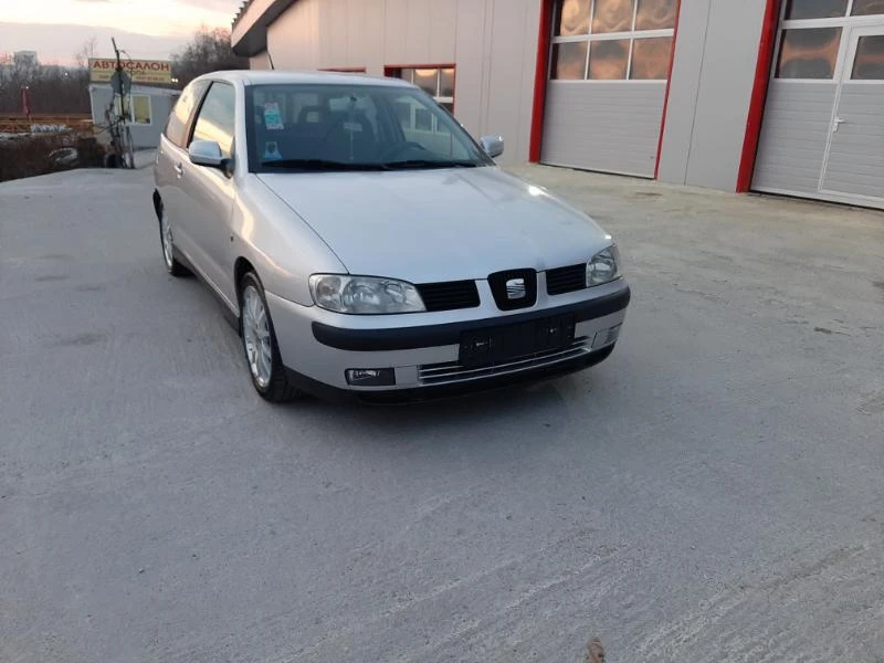 Seat Ibiza 1.8Т 156кс SPORT, снимка 3 - Автомобили и джипове - 49557343