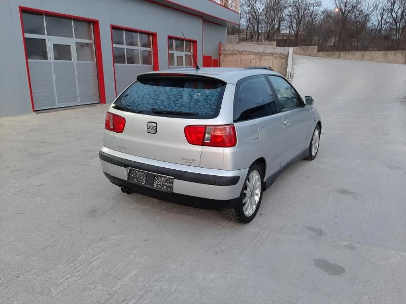 Seat Ibiza 1.8Т 156кс SPORT, снимка 6 - Автомобили и джипове - 49557343