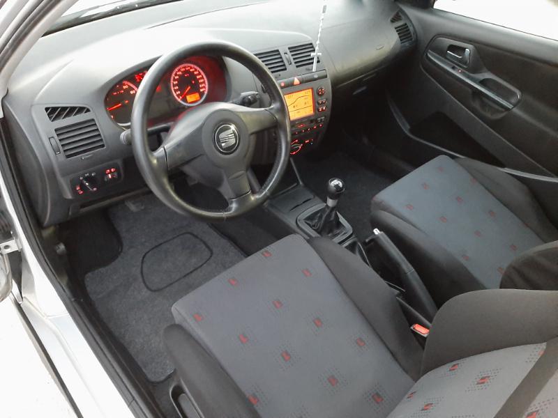 Seat Ibiza 1.8Т 156кс SPORT, снимка 9 - Автомобили и джипове - 44062442