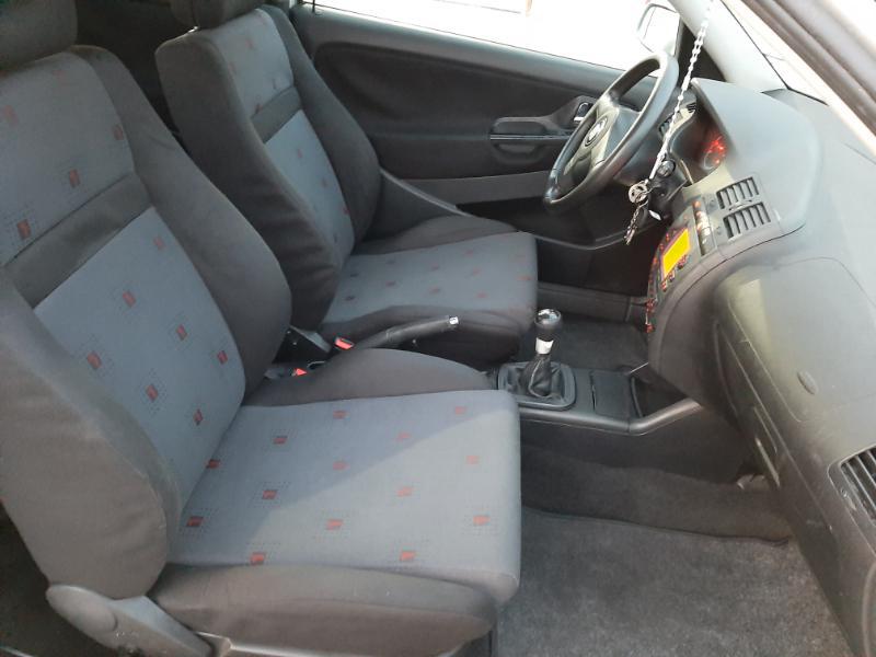 Seat Ibiza 1.8Т 156кс SPORT, снимка 13 - Автомобили и джипове - 44062442
