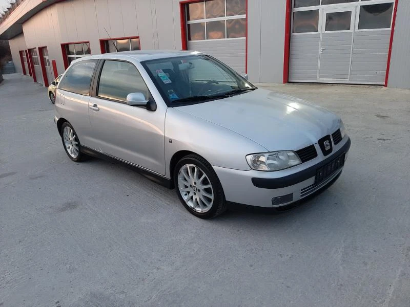 Seat Ibiza 1.8Т 156кс SPORT, снимка 4 - Автомобили и джипове - 49557343