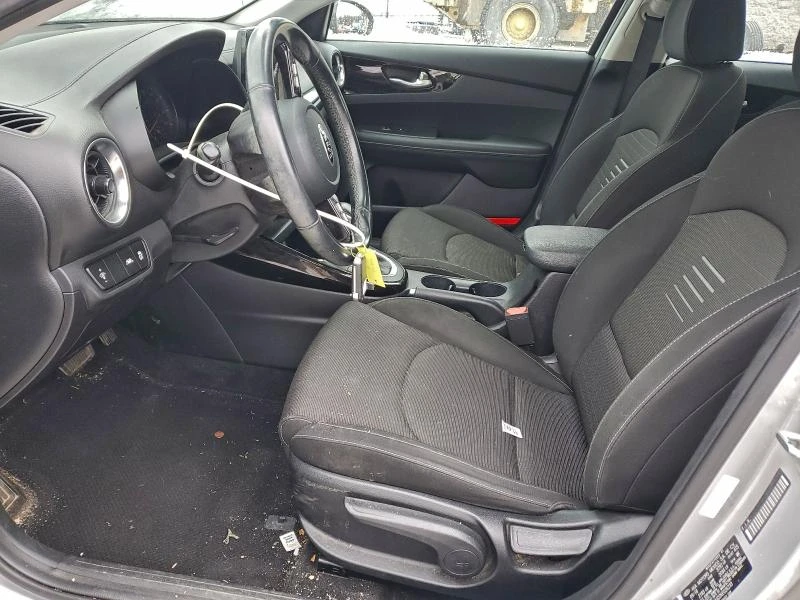 Kia Forte 2.0L 4 Front-wheel Drive | Mobile.bg � ����������� 10