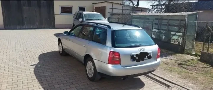 Audi A4, снимка 3 - Автомобили и джипове - 54798207