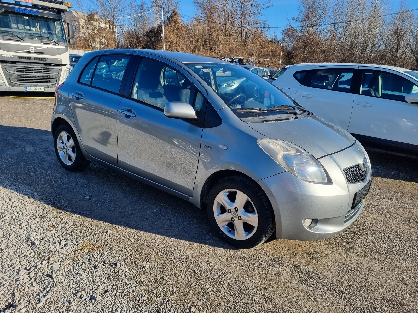 Toyota Yaris 1.4d-4d - изображение 6