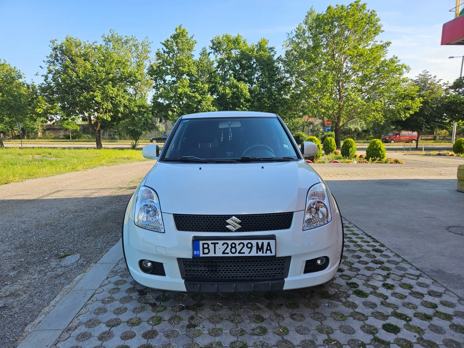 Suzuki Swift - [1] 