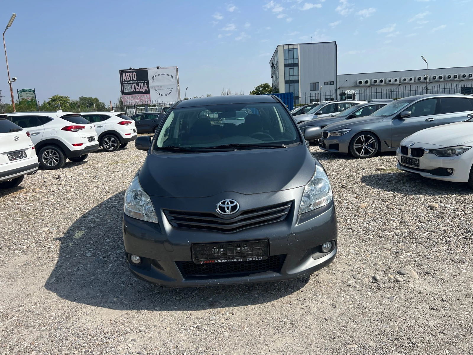 Toyota Verso 2.0 D4D - изображение 2