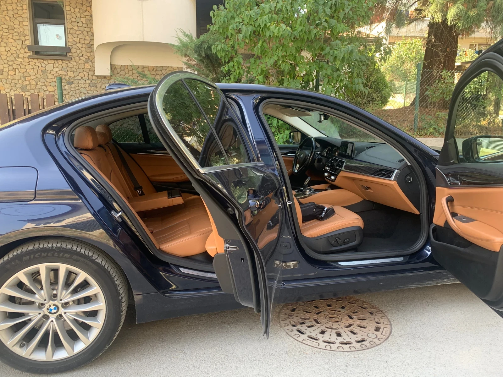 BMW 520 XDrive Luxury Line - изображение 10