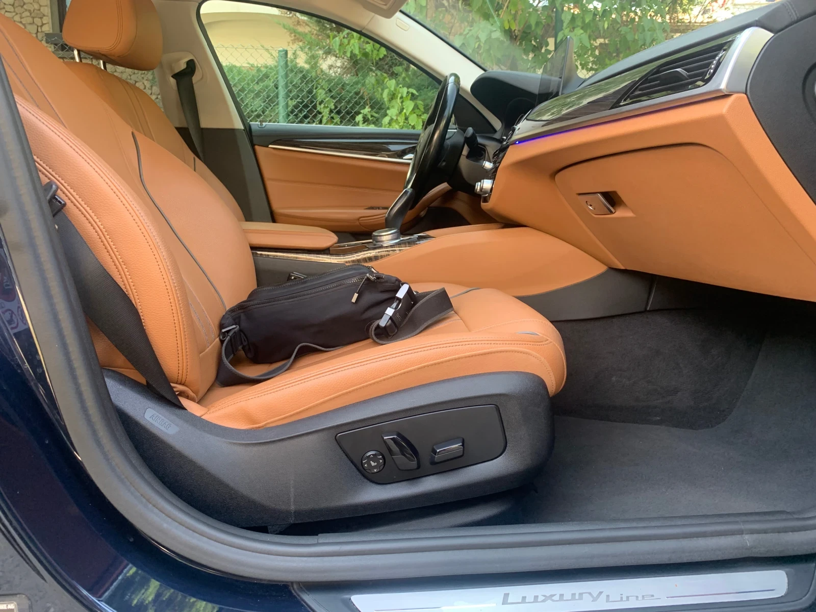 BMW 520 XDrive Luxury Line - изображение 9
