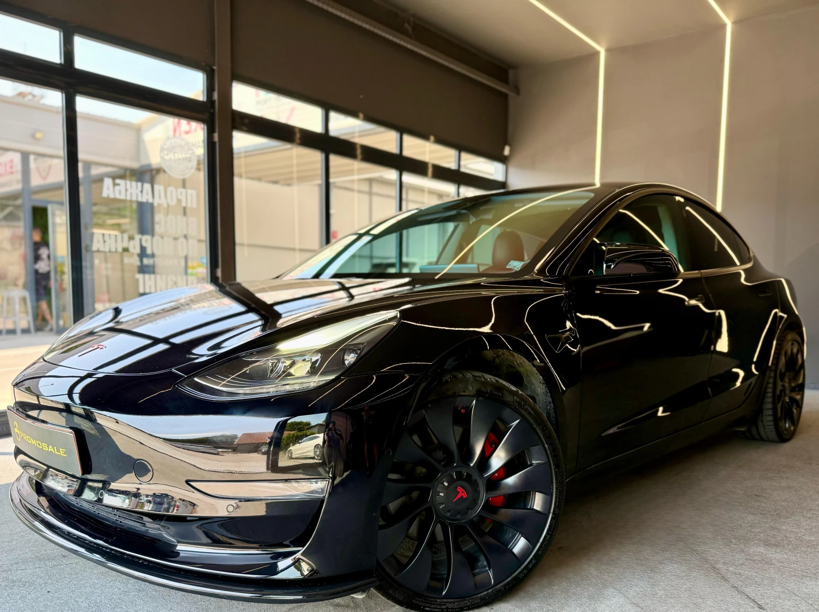 Tesla Model 3 Performance* Forged Carbon* Лизинг* 20" - изображение 3