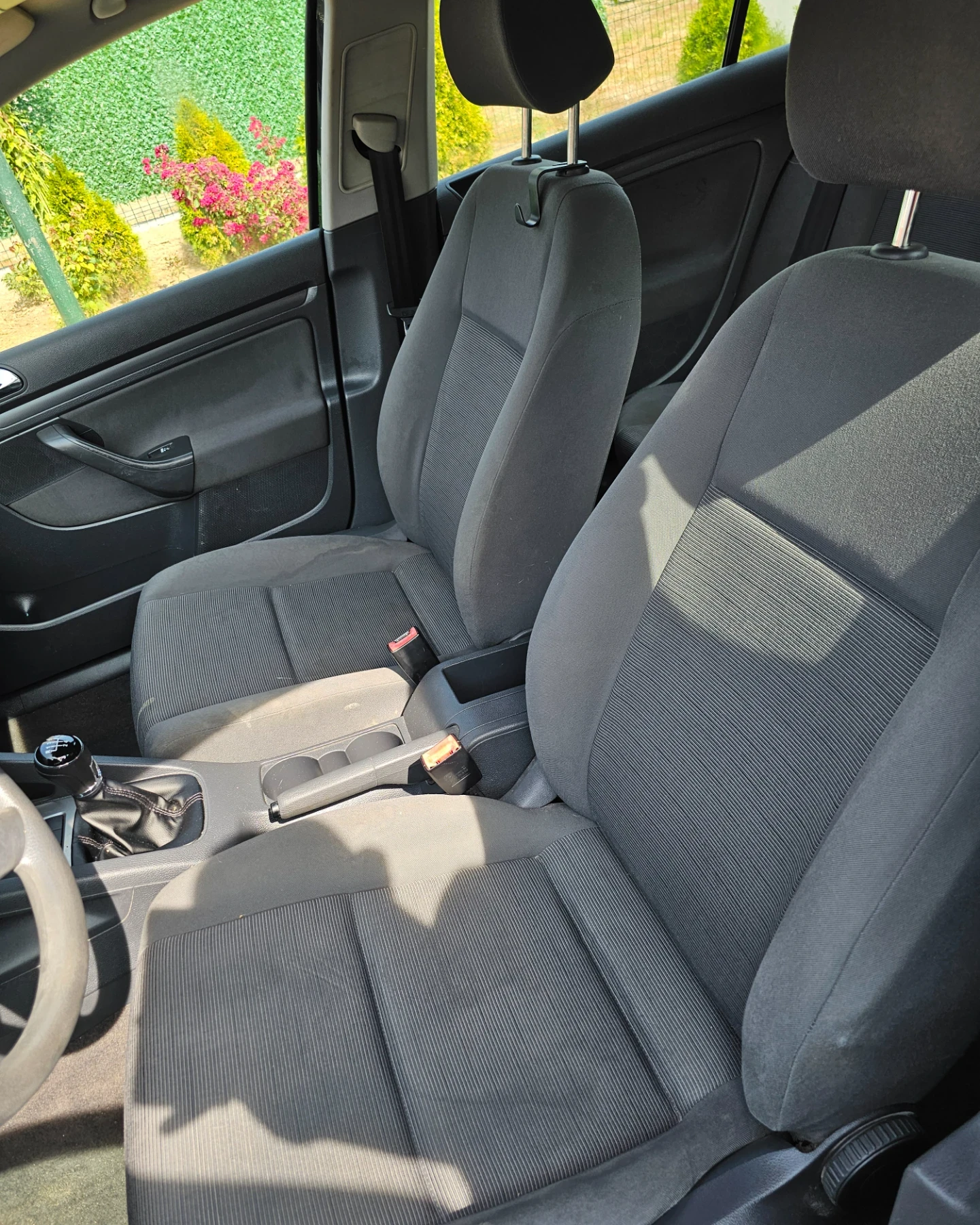 VW Golf 1.4 Бензин - изображение 7