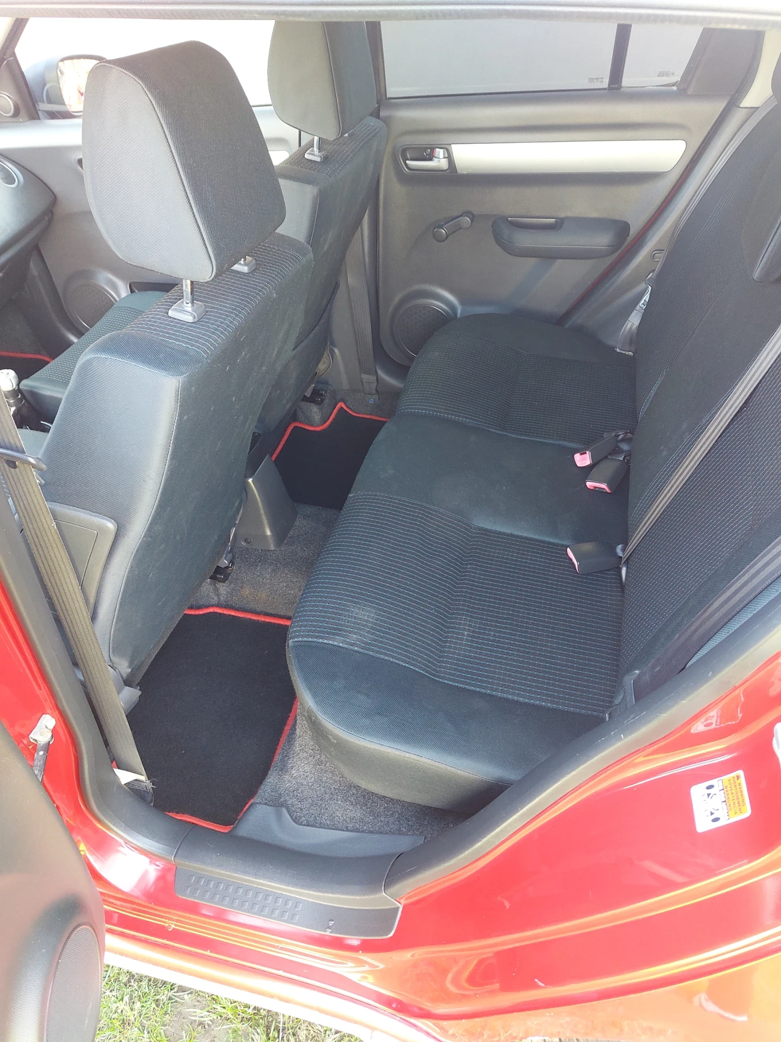 Suzuki Swift | Mobile.bg — изображение 12