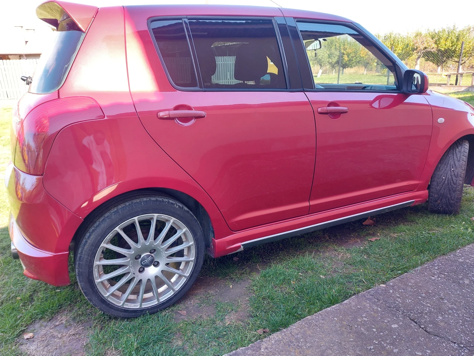 Suzuki Swift  - изображение 4