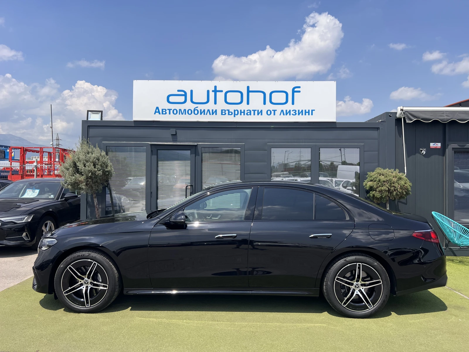 Mercedes-Benz E 300 AMG LINE/4matic/plug-in/313K.C./9AT/ГОТОВ ЛИЗИНГ - изображение 3