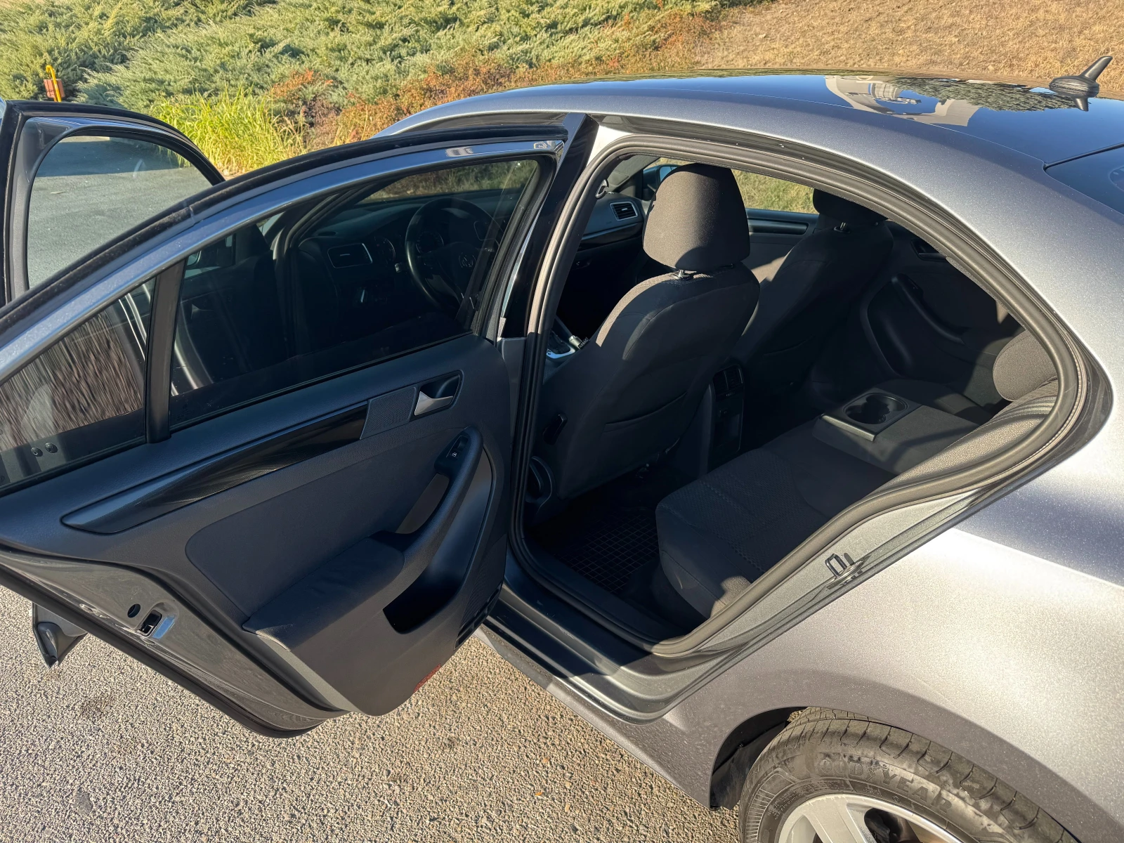 VW Jetta 1.6 | Mobile.bg � ����������� 7