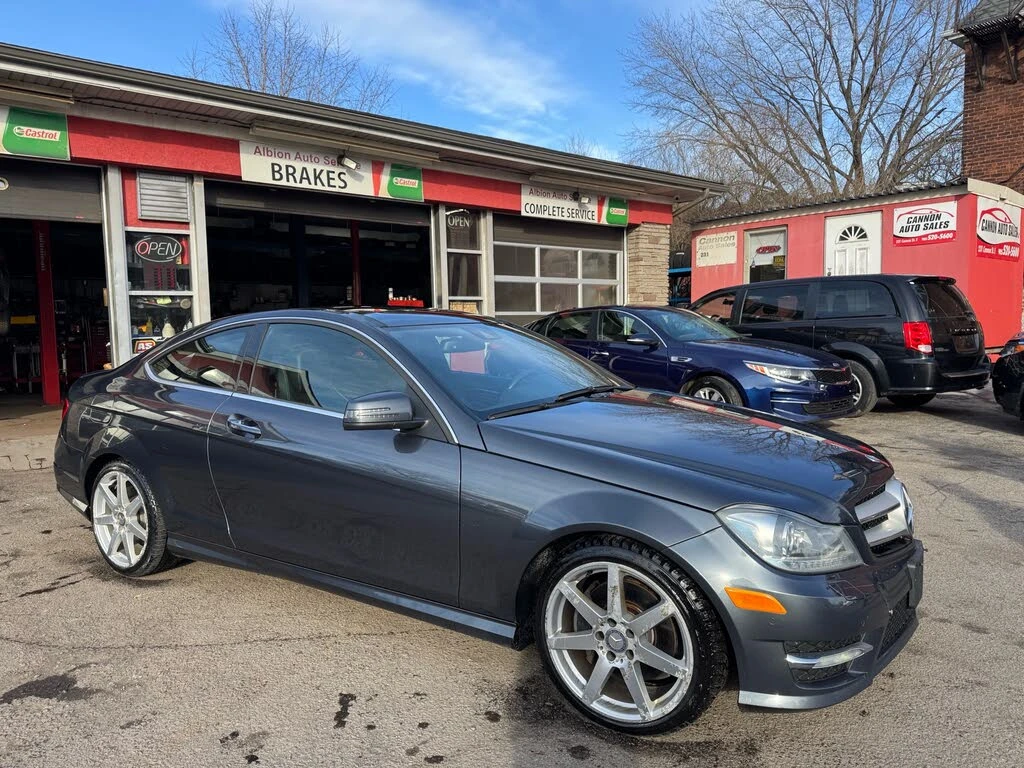 Mercedes-Benz C 350 4MATIC* COUPE* LUXURY* АвтоКредит(ЦЕНА ДО БГ) - изображение 4