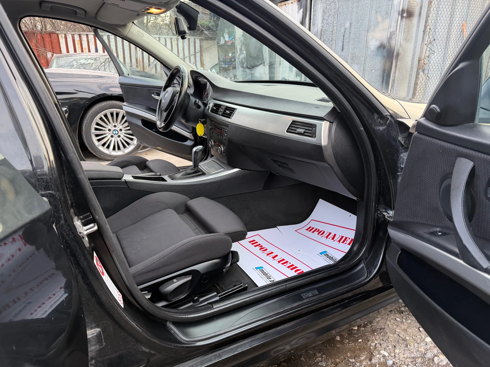 BMW 320 D 177HP AVTOMAT FACELIFT SPORT XENON RECARO 2010G | Mobile.bg � ����������� 14