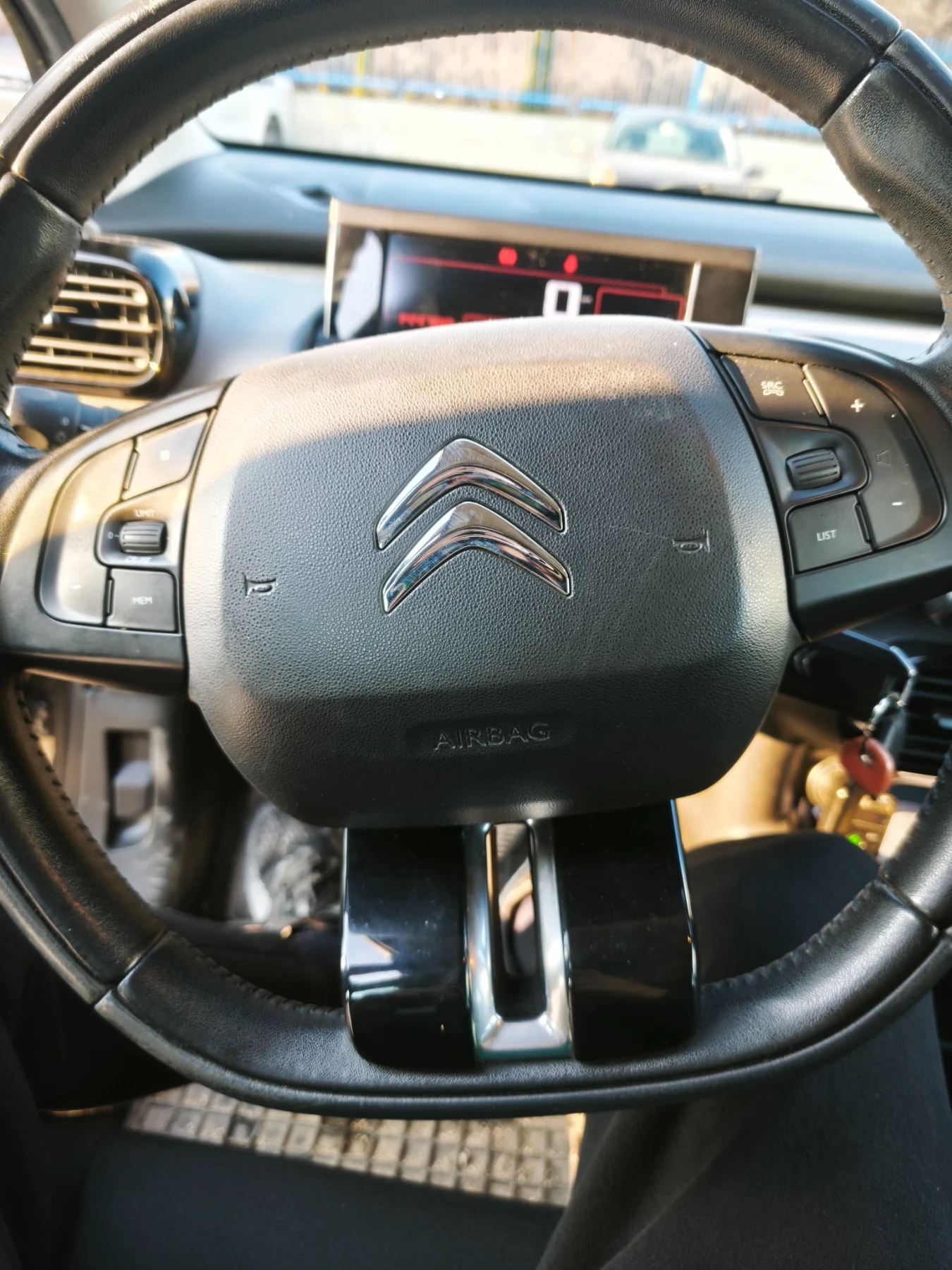 Citroen C4 Cactus, снимка 12 - Автомобили и джипове - 53766468