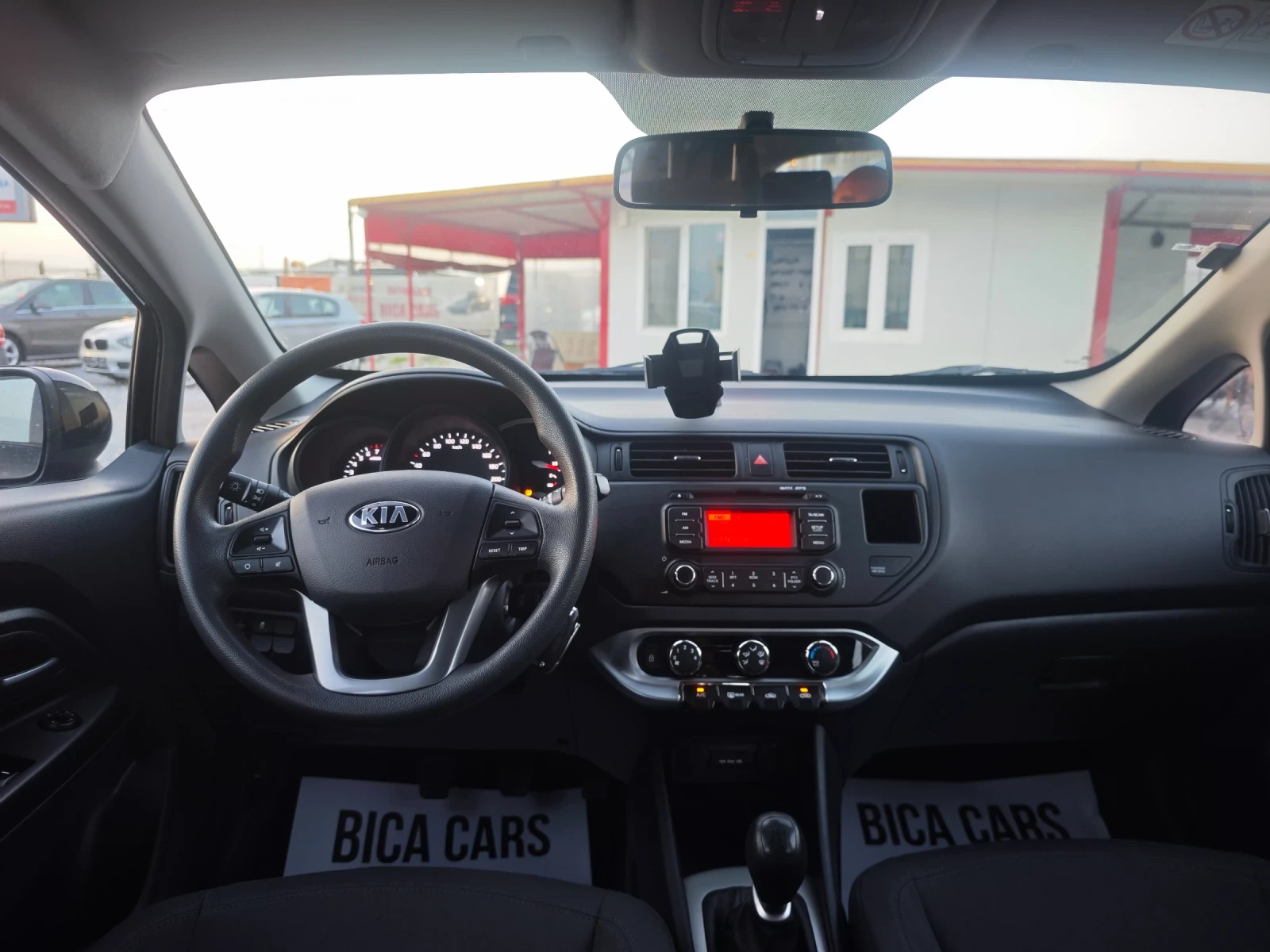 Kia Rio 1.4i , снимка 12 - Автомобили и джипове - 53872917