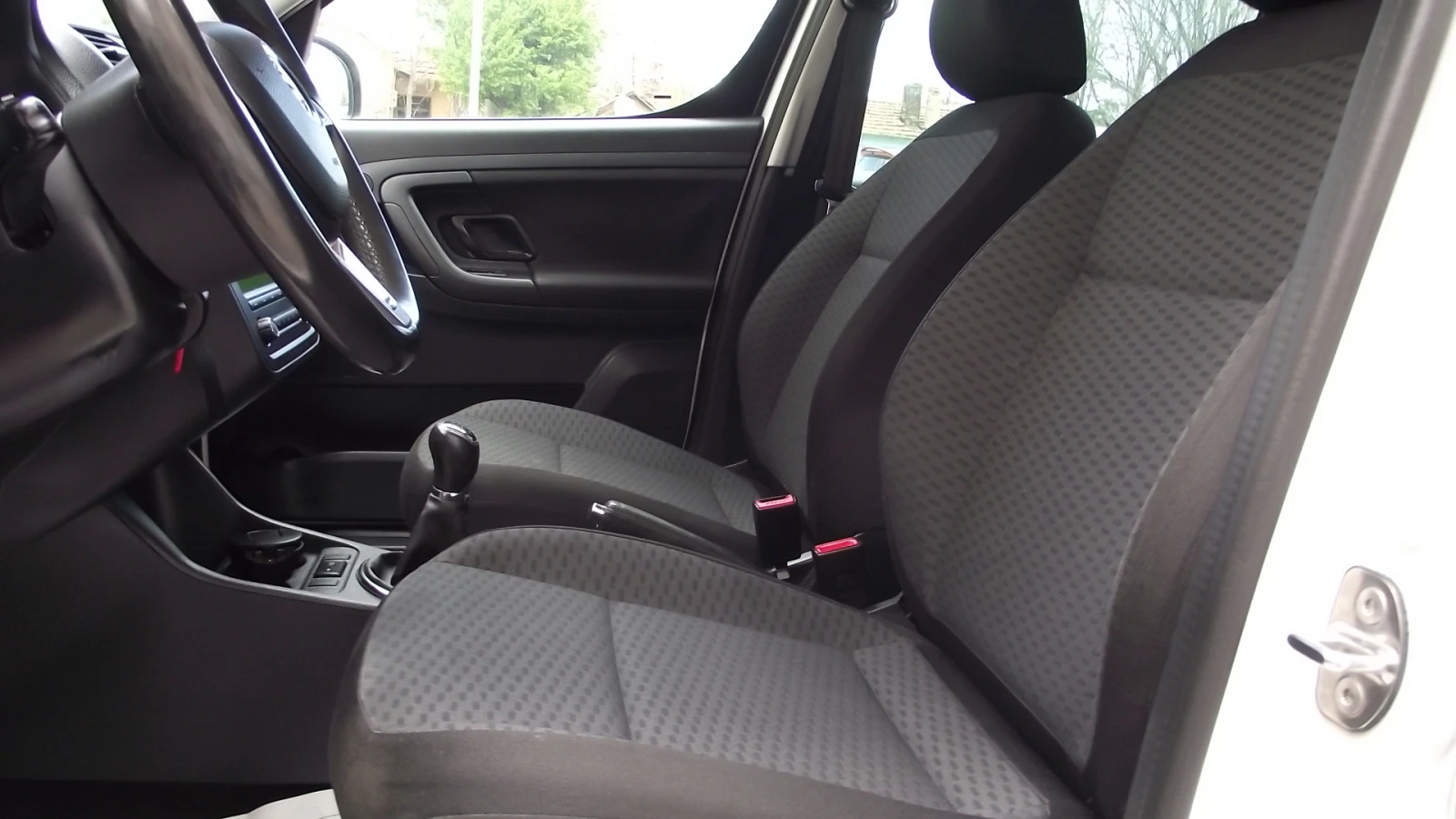 Skoda Roomster 1.2.d.75.k.c.4.100 km. | Mobile.bg � ����������� 13