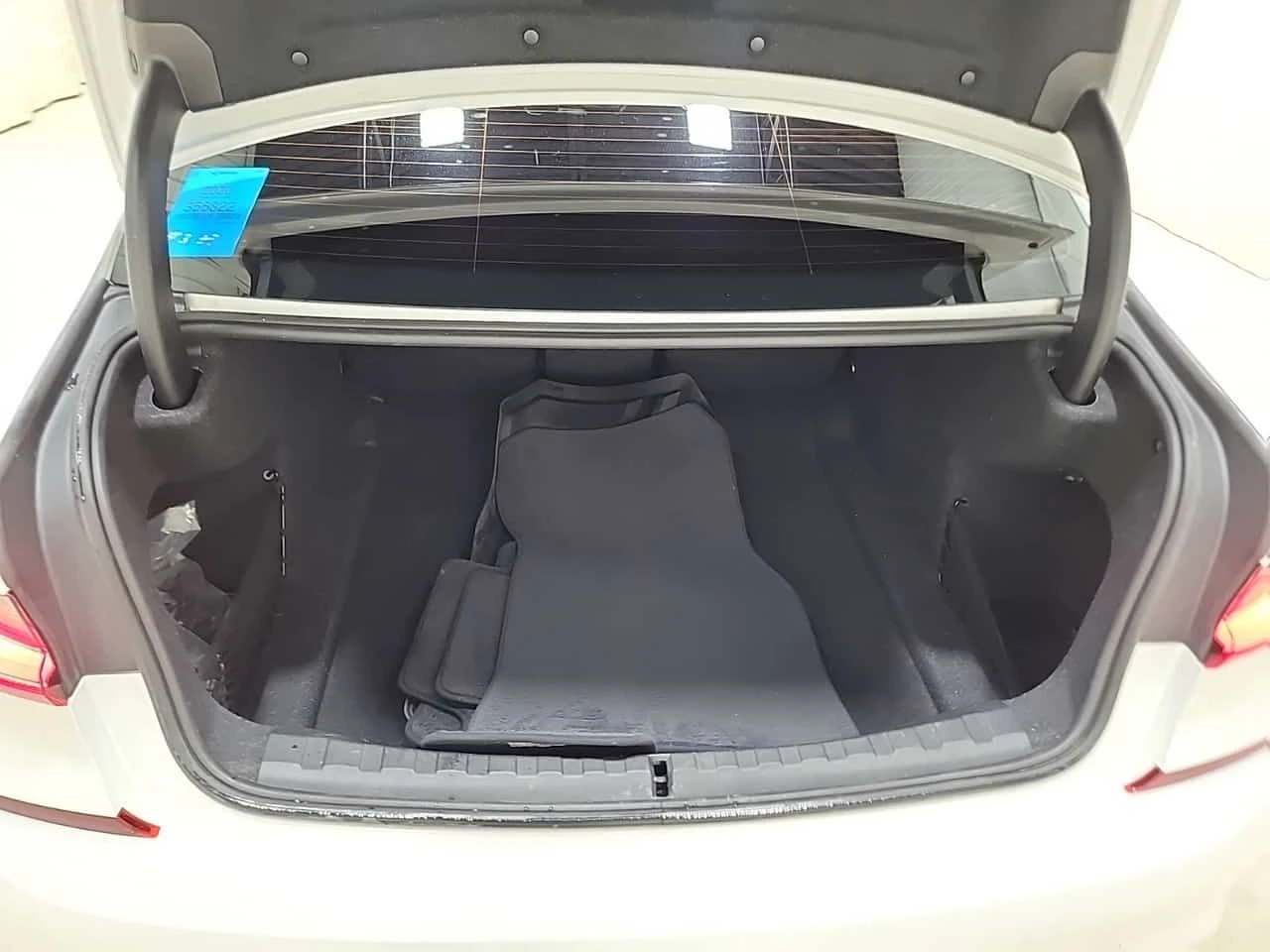 BMW 330 * XDRIVE * CARFAX * 2 КЛЮЧА * , снимка 7 - Автомобили и джипове - 54363761