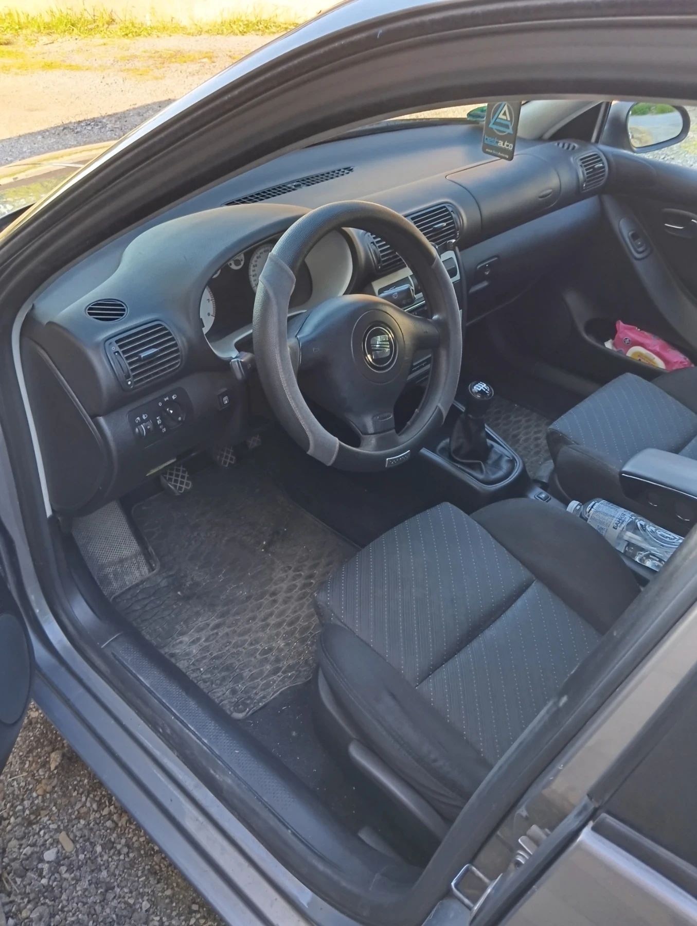 Seat Leon, снимка 11 - Автомобили и джипове - 54428982