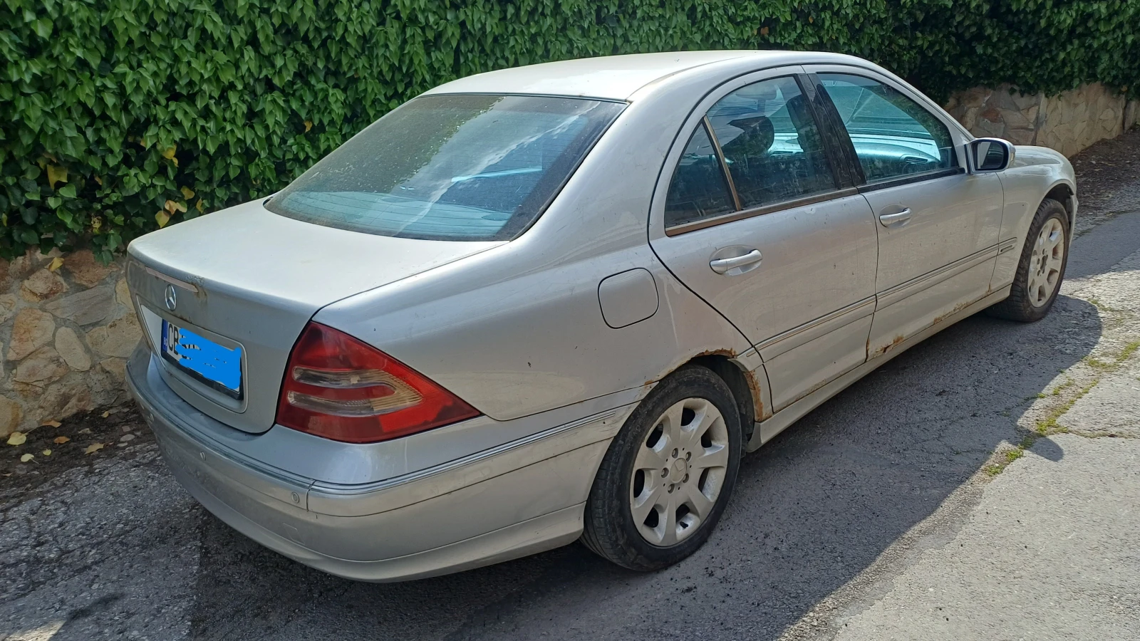 Mercedes-Benz C 220, снимка 7 - Автомобили и джипове - 54574553