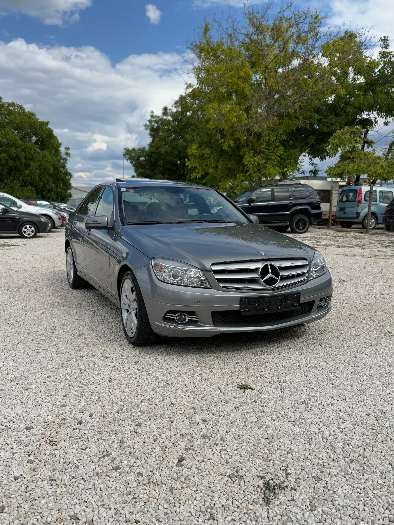 Mercedes-Benz C 250 Mercedes-Benz C 250 CGI 