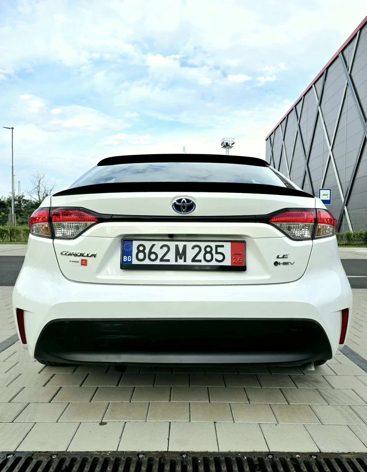 Toyota Corolla 1.8  AWD , снимка 7 - Автомобили и джипове - 55621375