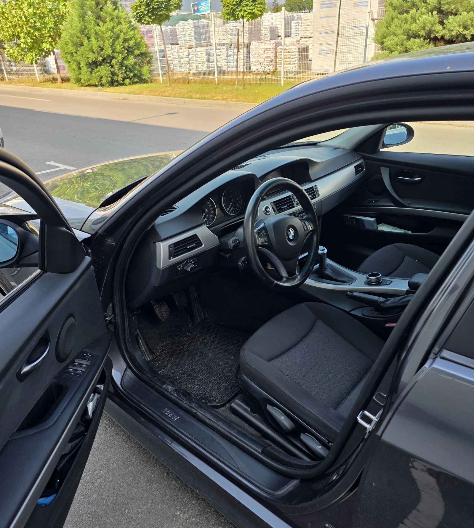 BMW 318 2.0i- 129к.с., снимка 7 - Автомобили и джипове - 55664089