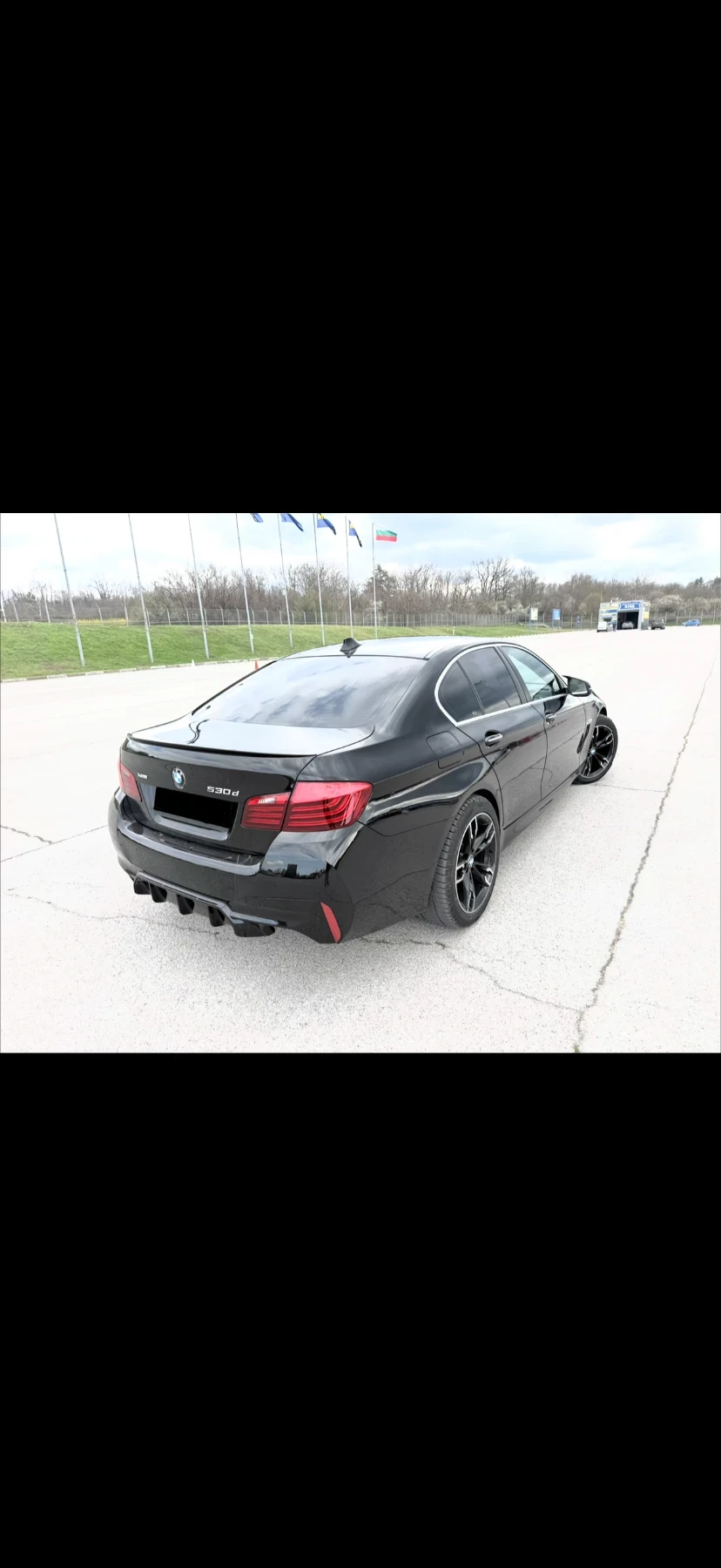 BMW 530 M-Pack/Facelift/8-ZF/ТОП СЪСТОЯНИЕ/БАРТЕР/ЛИЗИНГ!, снимка 6 - Автомобили и джипове - 56238870