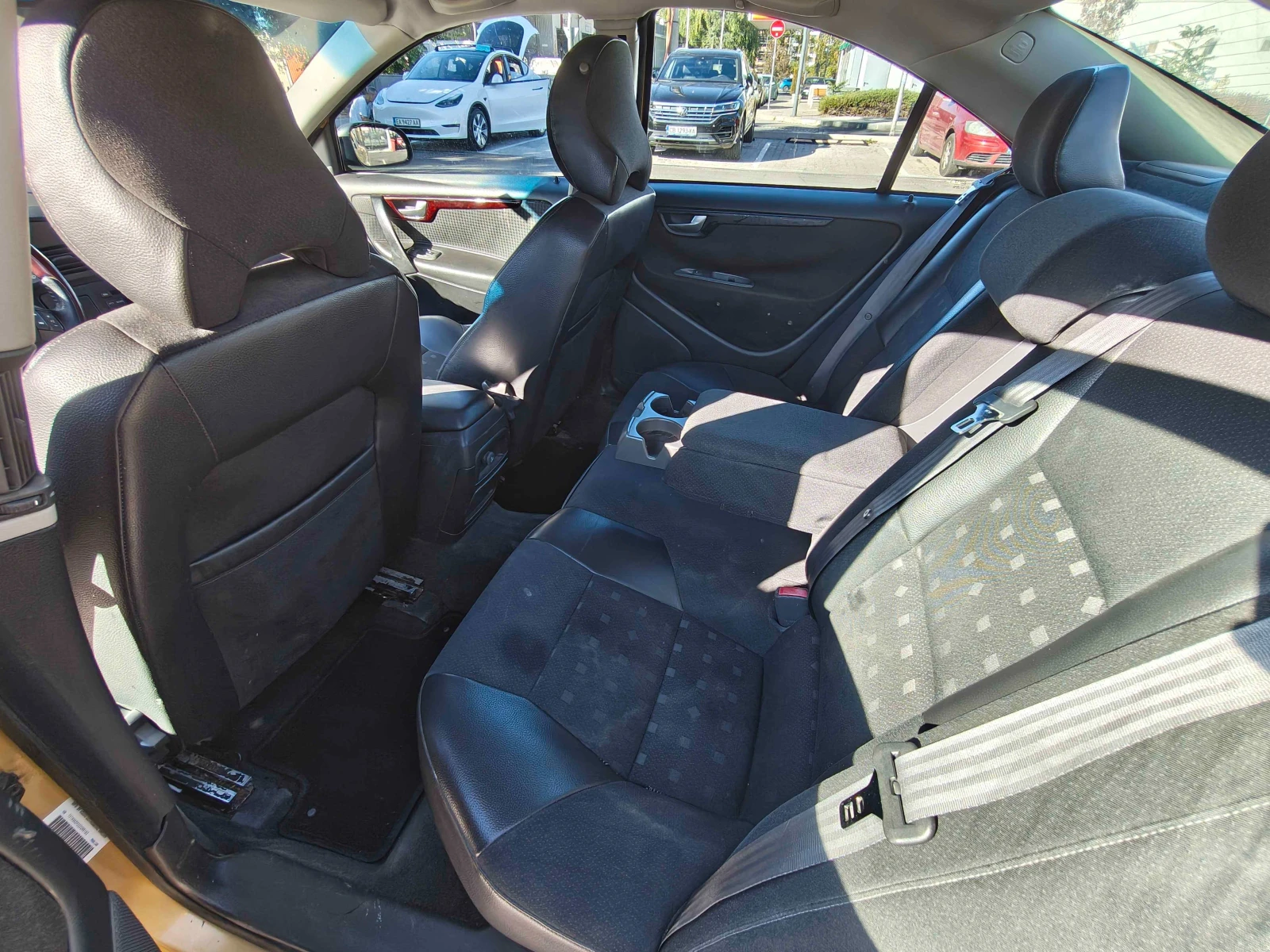 Volvo S60, снимка 9 - Автомобили и джипове - 56359273