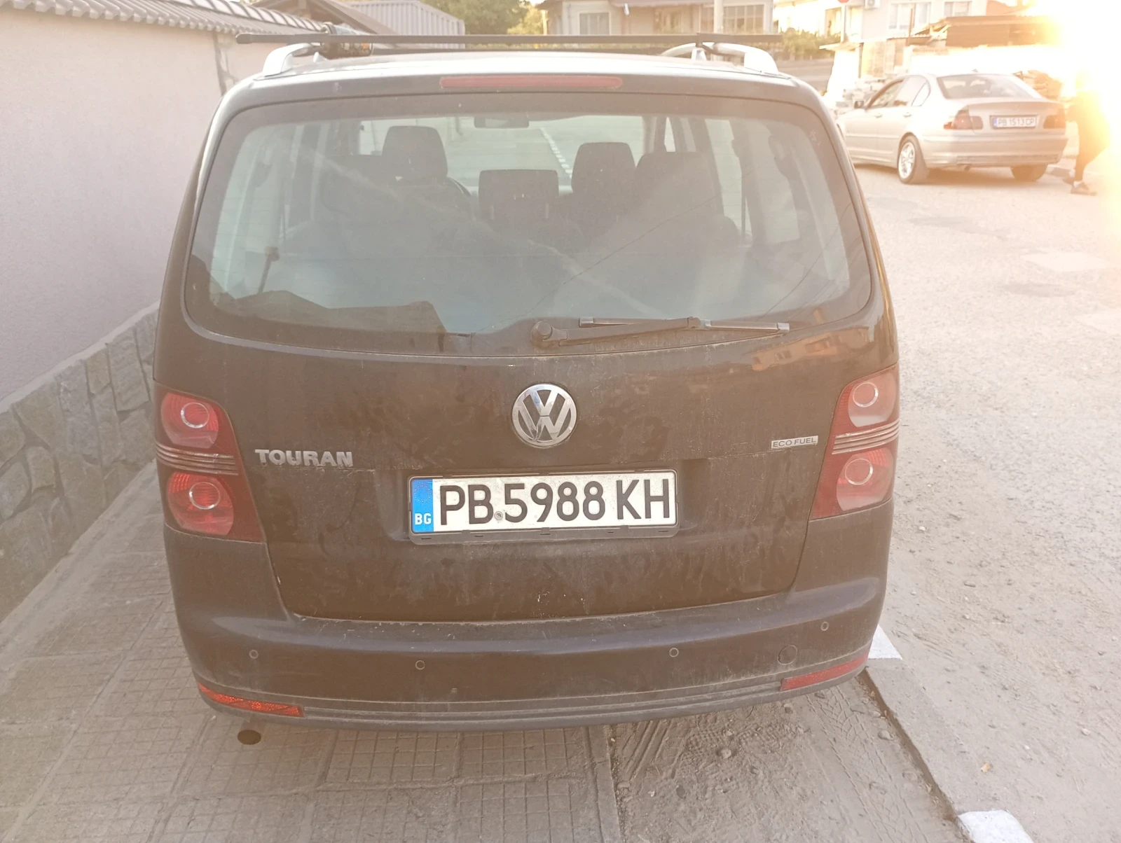 VW Touran, снимка 2 - Автомобили и джипове - 56466695