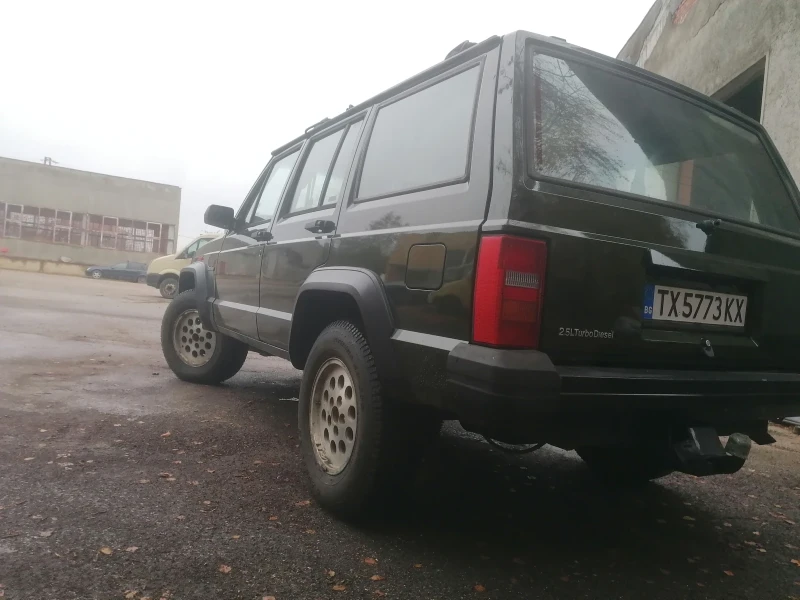 Jeep Cherokee, снимка 7 - Автомобили и джипове - 47547460