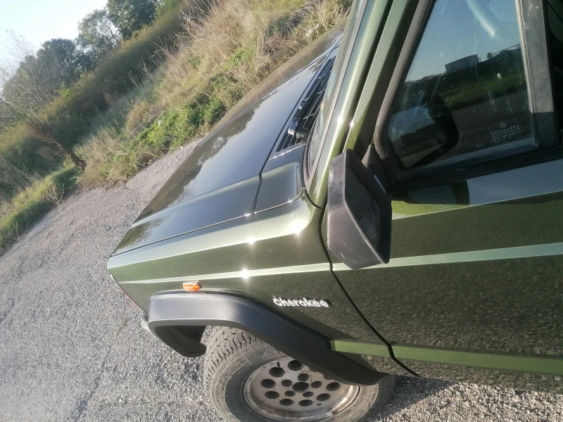 Jeep Cherokee, снимка 3 - Автомобили и джипове - 47547460