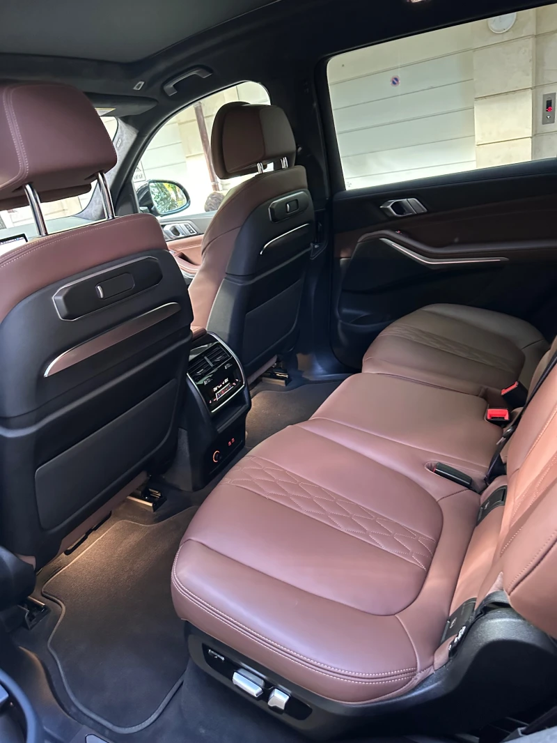 BMW X7, снимка 9 - Автомобили и джипове - 52277826