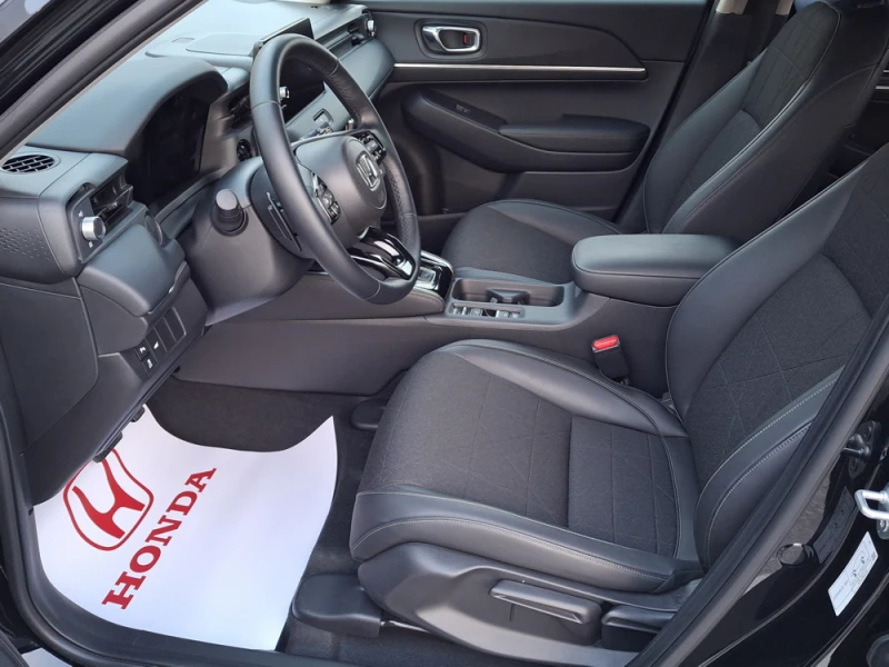 Honda Hr-v 1.5 i-MMD Hybrid Advance, снимка 13 - Автомобили и джипове - 52560937