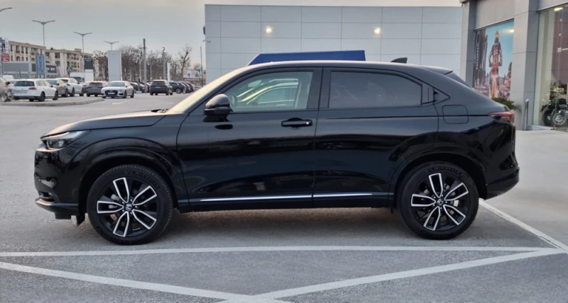 Honda Hr-v 1.5 i-MMD Hybrid Advance, снимка 9 - Автомобили и джипове - 52560937