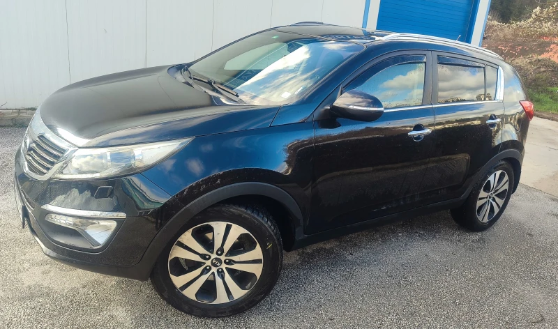 Kia Sportage, снимка 2 - Автомобили и джипове - 52679391
